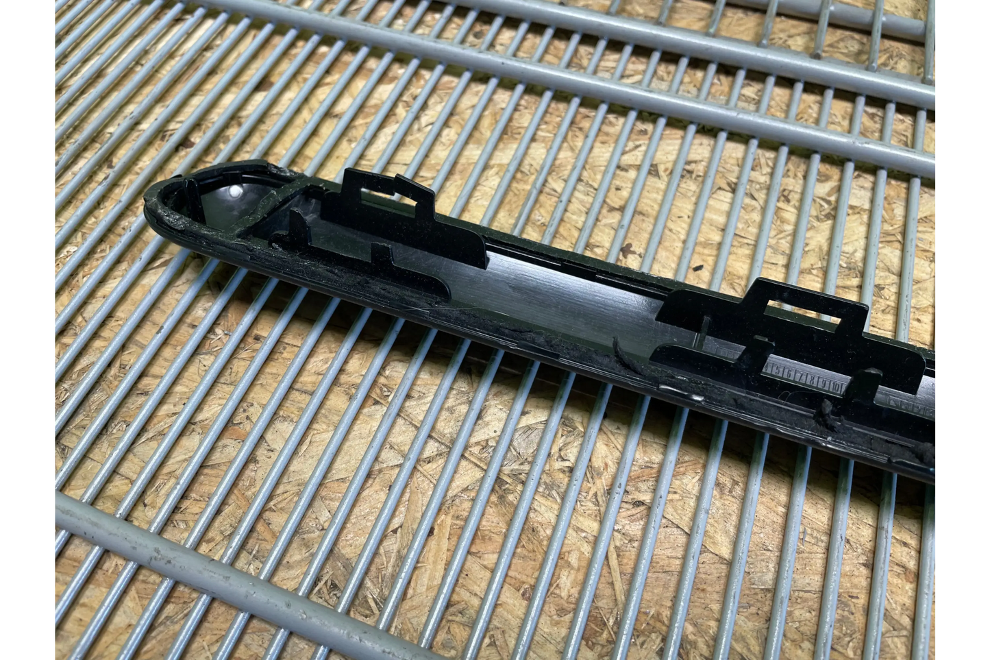 Mercedes-Benz G-Class W463A Rear Side Vent Covering - air vent