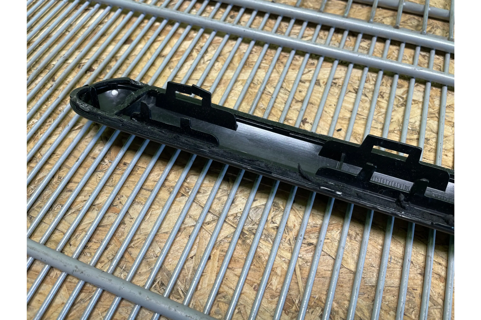 Mercedes-Benz G-Class W463A Rear Side Vent Covering - air vent