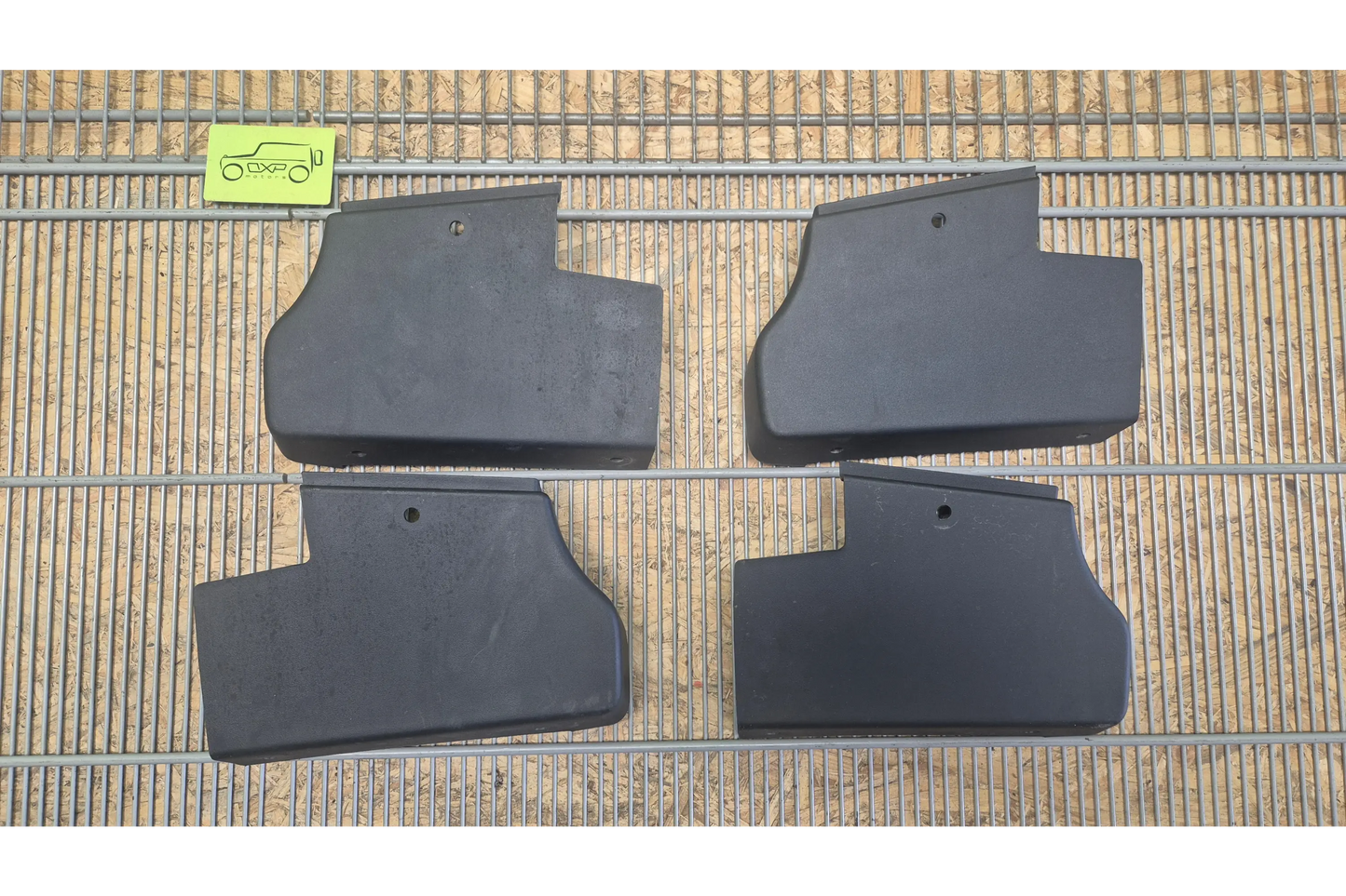 Mercedes-Benz G-Class W463 End cap running board - cap running board