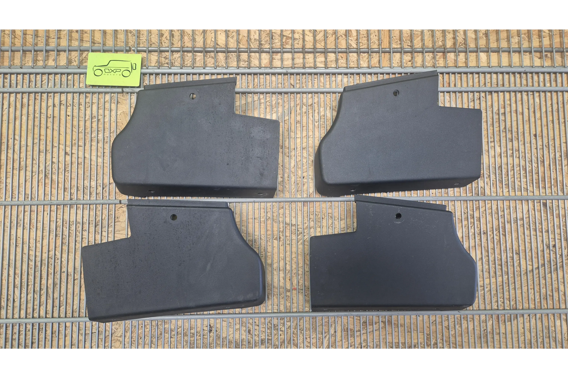 Mercedes-Benz G-Class W463 End cap running board - cap running board
