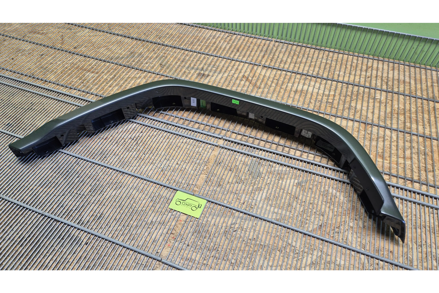 Mercedes-Benz G-Class W463 Fender wheel arch trim cover rear left - fender wheel arch