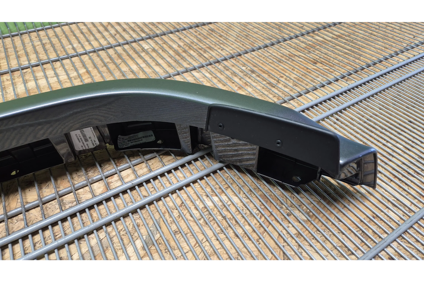 Mercedes-Benz G-Class W463 Fender wheel arch trim cover rear left - fender wheel arch