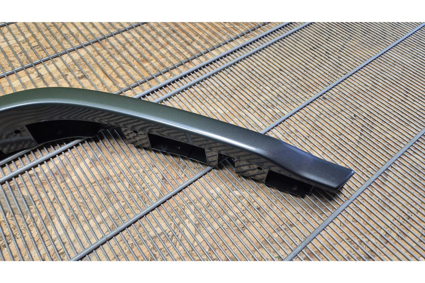 Mercedes-Benz G-Class W463 Fender wheel arch trim cover rear right - fender wheel arch