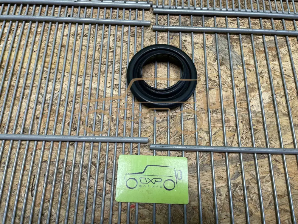 Mercedes-Benz G W463 Fuel Filler Neck Seal