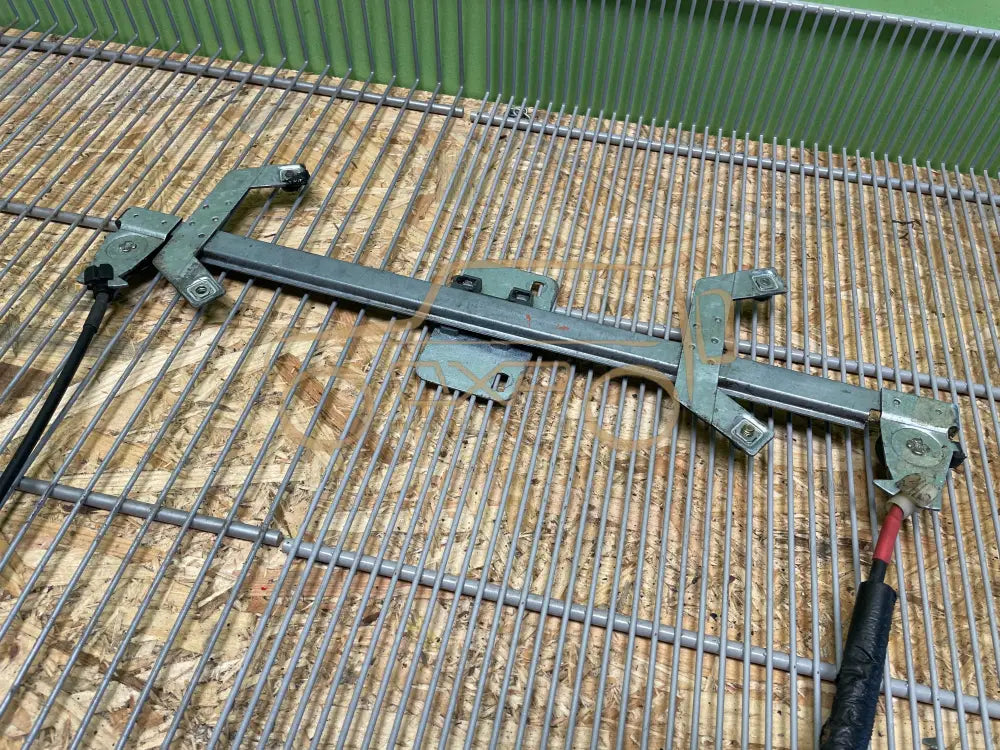 Mercedes-Benz G W463 G400 Rear Left Window Regulator