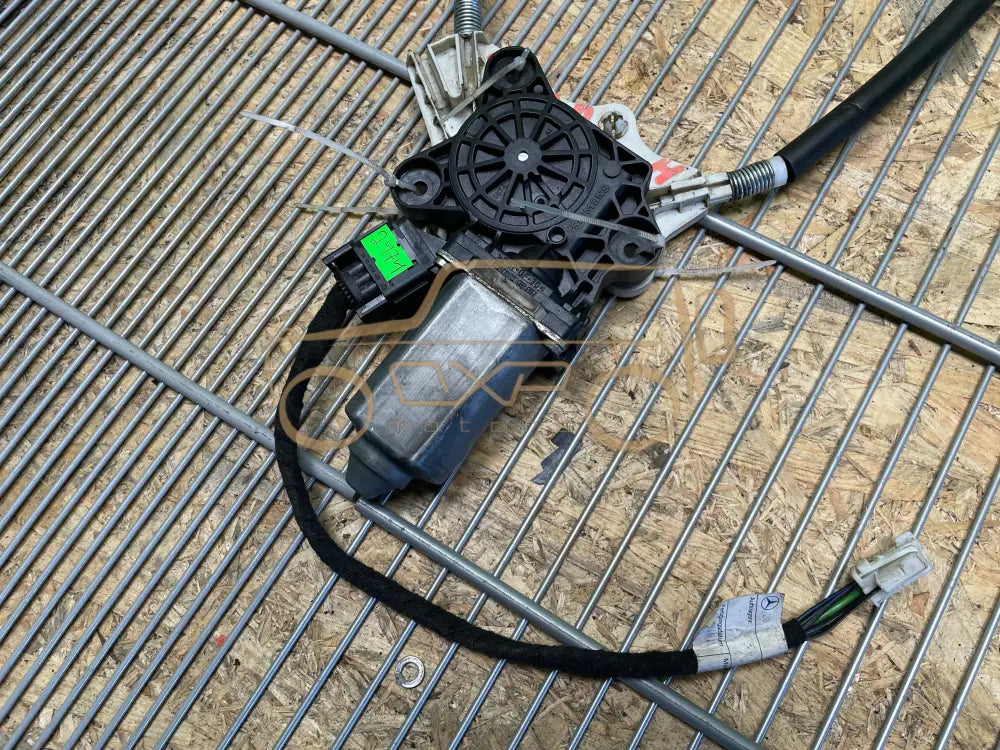 Mercedes-Benz G W463 G400 Rear Left Window Regulator