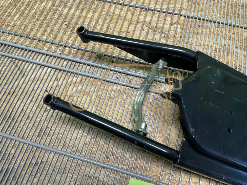 Mercedes-Benz G W463 Steering Column Bracket Mount