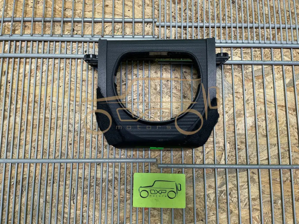 Mercedes-Benz G W463 Steering wheel column trim