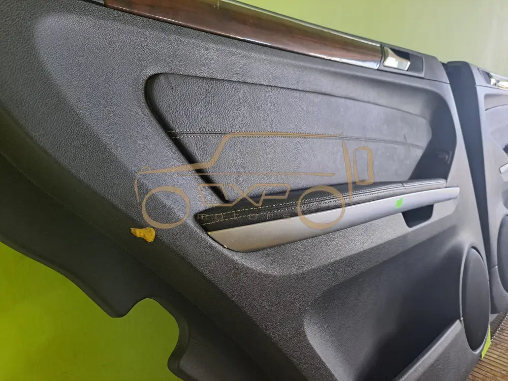 Mercedes-Benz GL-Class Door trim panel set