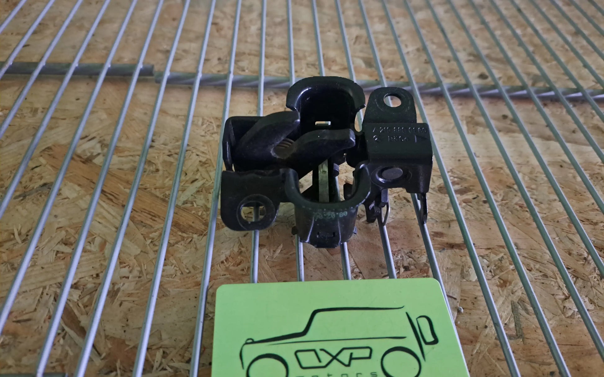 Mercedes-Benz GL-Class W164 Bonnet Hood Lock Latch