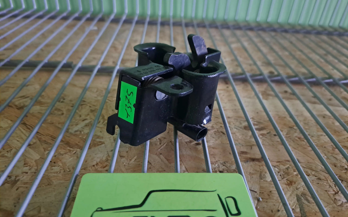 Mercedes-Benz GL-Class W164 Bonnet Hood Lock Latch