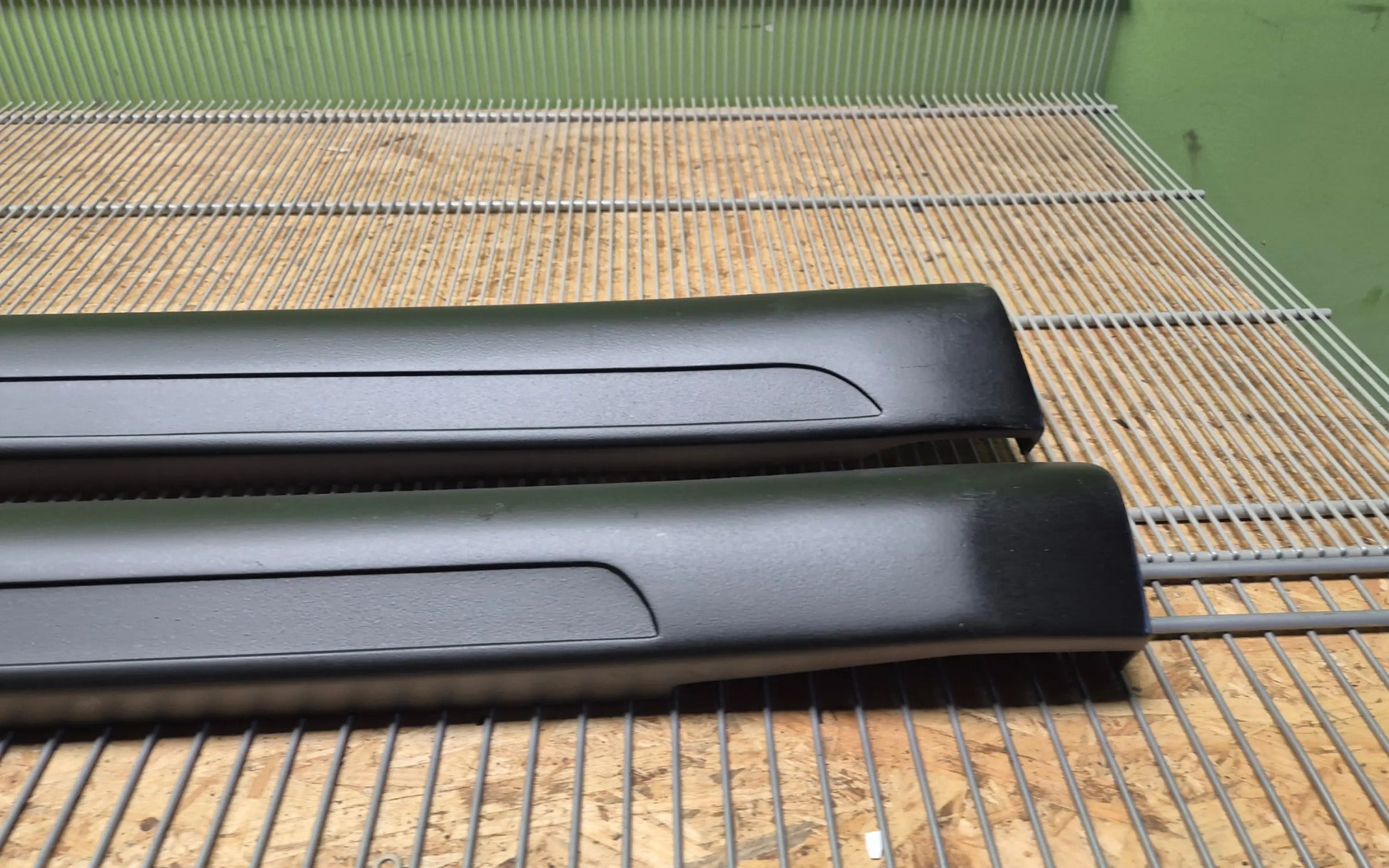 Mercedes-Benz GL-Class W164 Brabus side skirts illuminated - side skirts