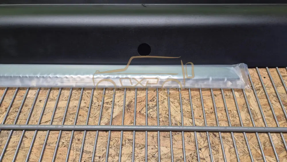 Mercedes-Benz GL-Class W164 Brabus side skirts illuminated - Brabus side skirts