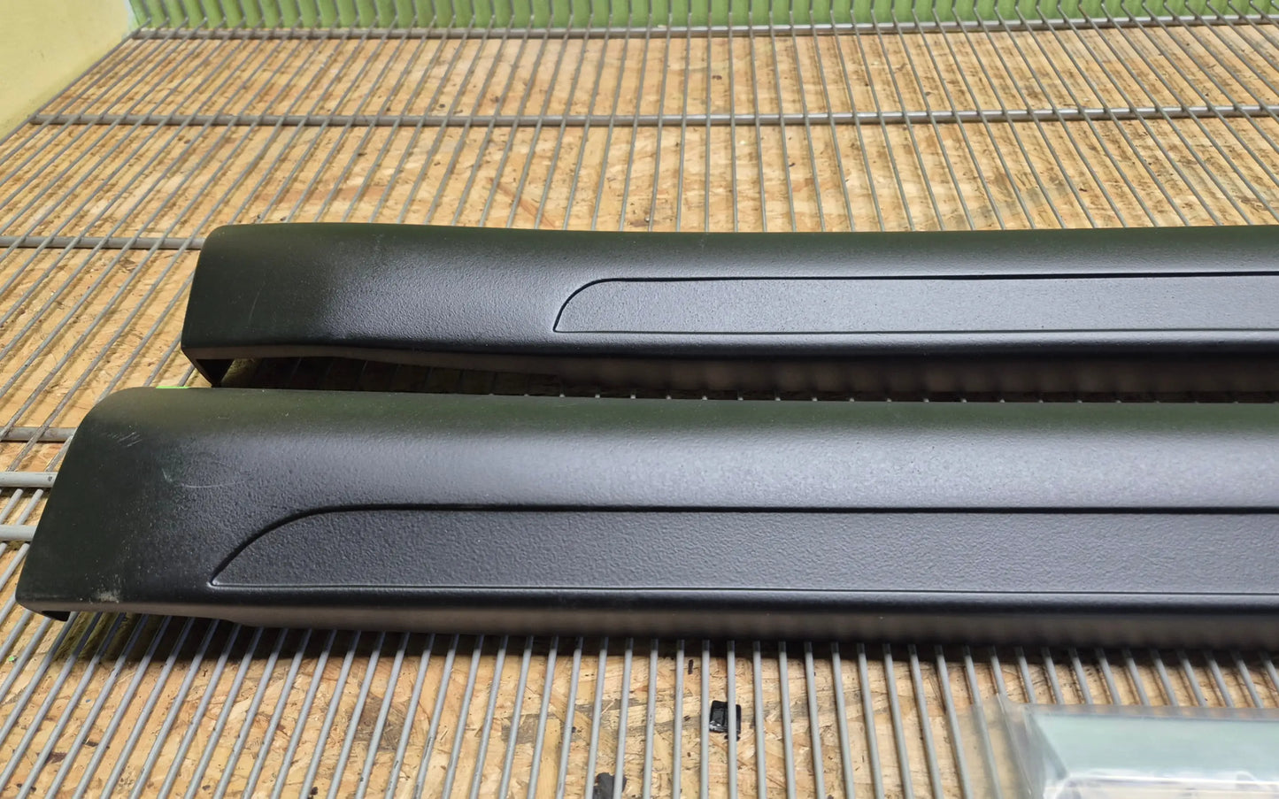 Mercedes-Benz GL-Class W164 Brabus side skirts illuminated - side skirts