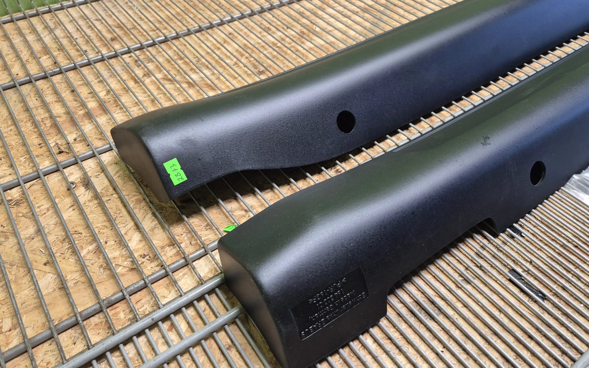 Mercedes-Benz GL-Class W164 Brabus side skirts illuminated - side skirts