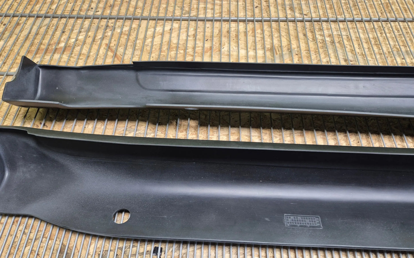 Mercedes-Benz GL-Class W164 Brabus side skirts illuminated - side skirts