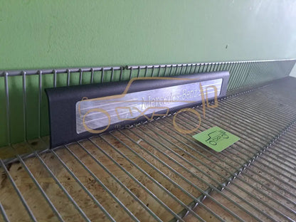 Mercedes-Benz GL-Class W164 Front right door step trim