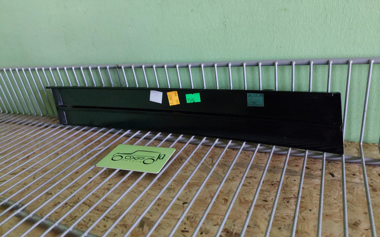 Mercedes-Benz GL-Class X164 C-Pillar Left Trim - c-pillar