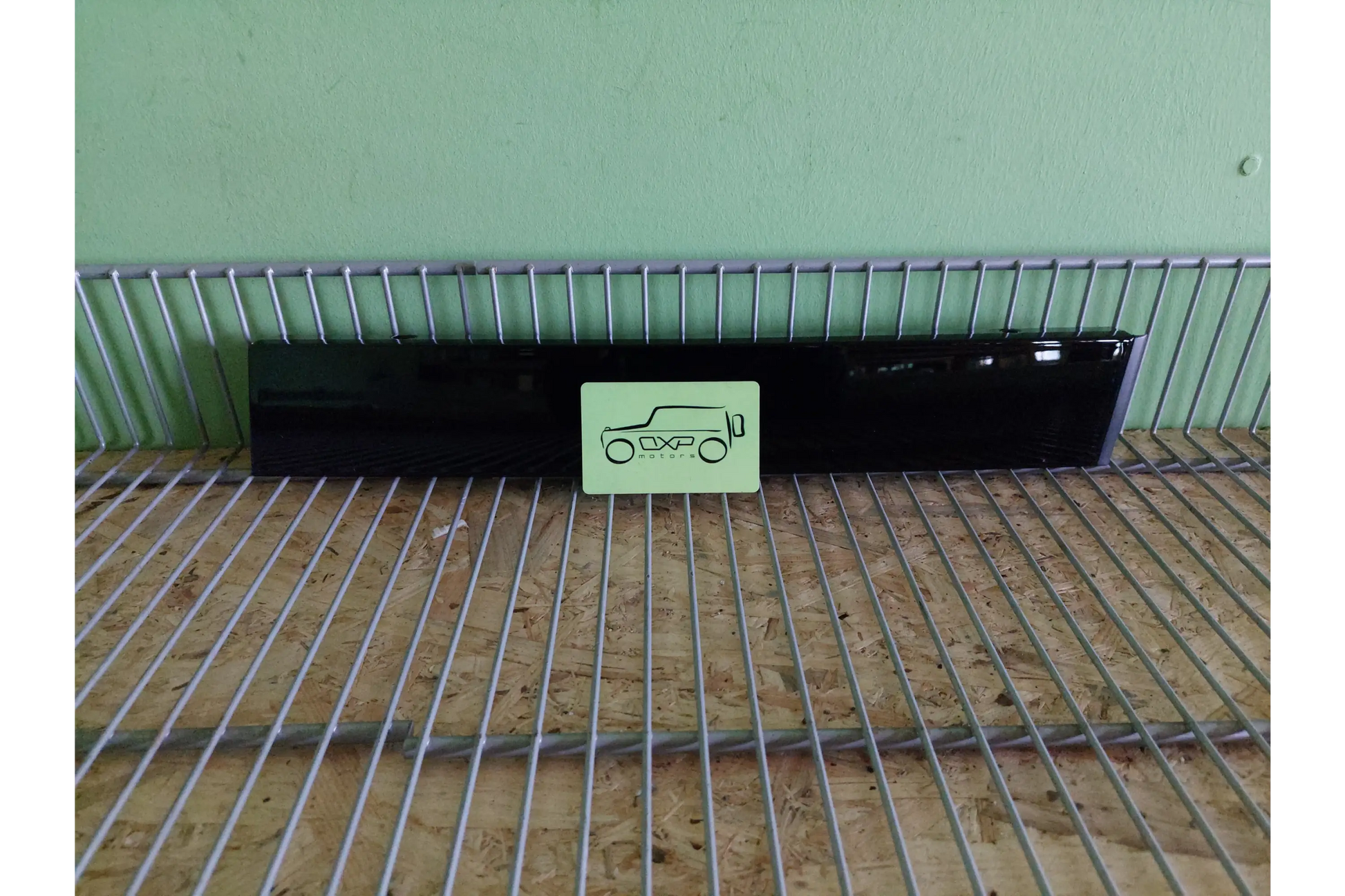 Mercedes-Benz GL-Class X164 C-Pillar Left Trim - c-pillar