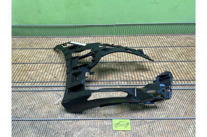 Mercedes-Benz GT X290 AMG Front Right Bumper Support - bumper bracket