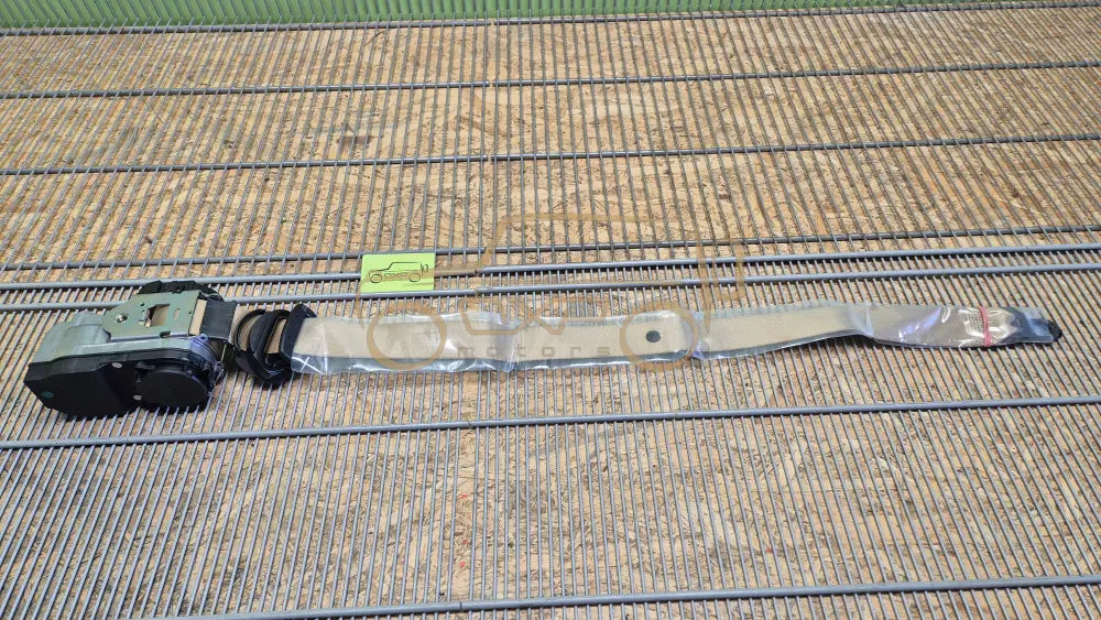 Mercedes-Benz M-Class W164 Front left seat belt - seat belt