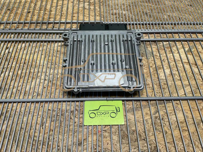 Mercedes-Benz ML GL Class W164 W212 Engine control unit - engine control