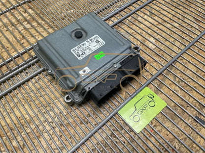 Mercedes-Benz ML GL Class W164 W212 Engine control unit - engine control