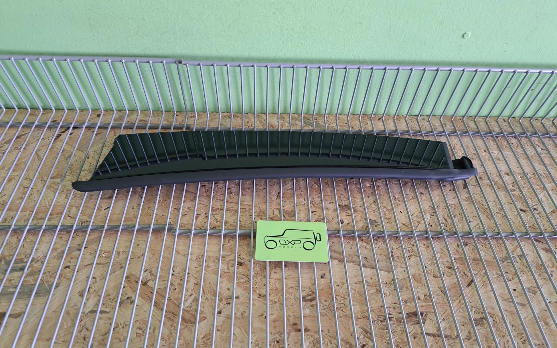 Mercedes-Benz ML W164 Rear Left Door Vertical Trim - vertical trim