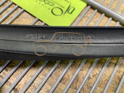 Mercedes-Benz S-Class W126 Door seal rubber seal - rubber seal