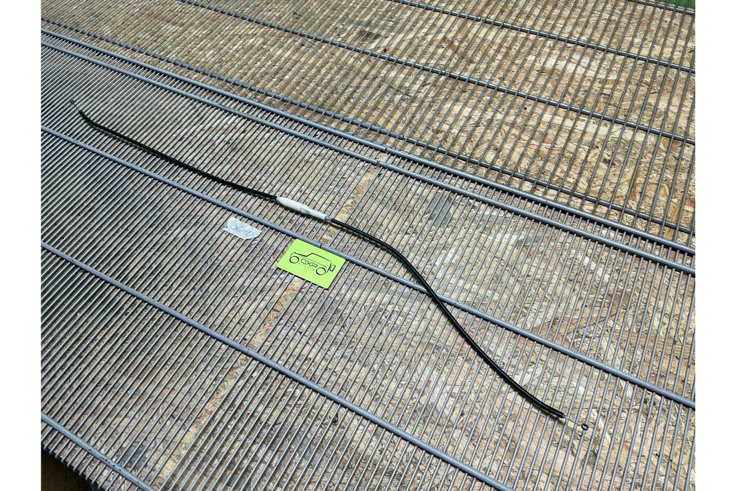 Mercedes-Benz S-Class W126 Heater unit flap cable pull rear genuine - heater unit flap cable