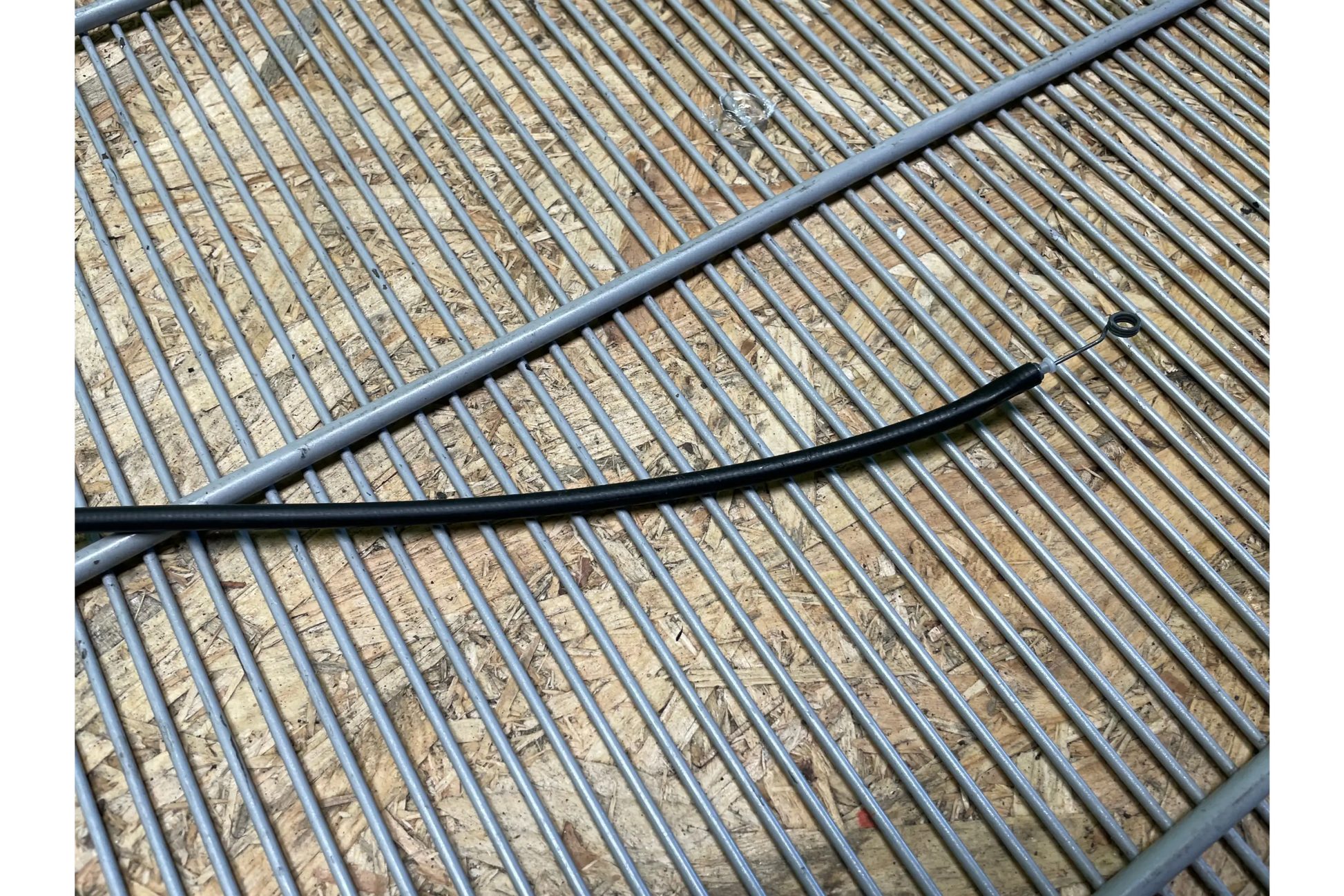 Mercedes-Benz S-Class W126 Heater unit flap cable pull rear genuine - heater unit flap cable