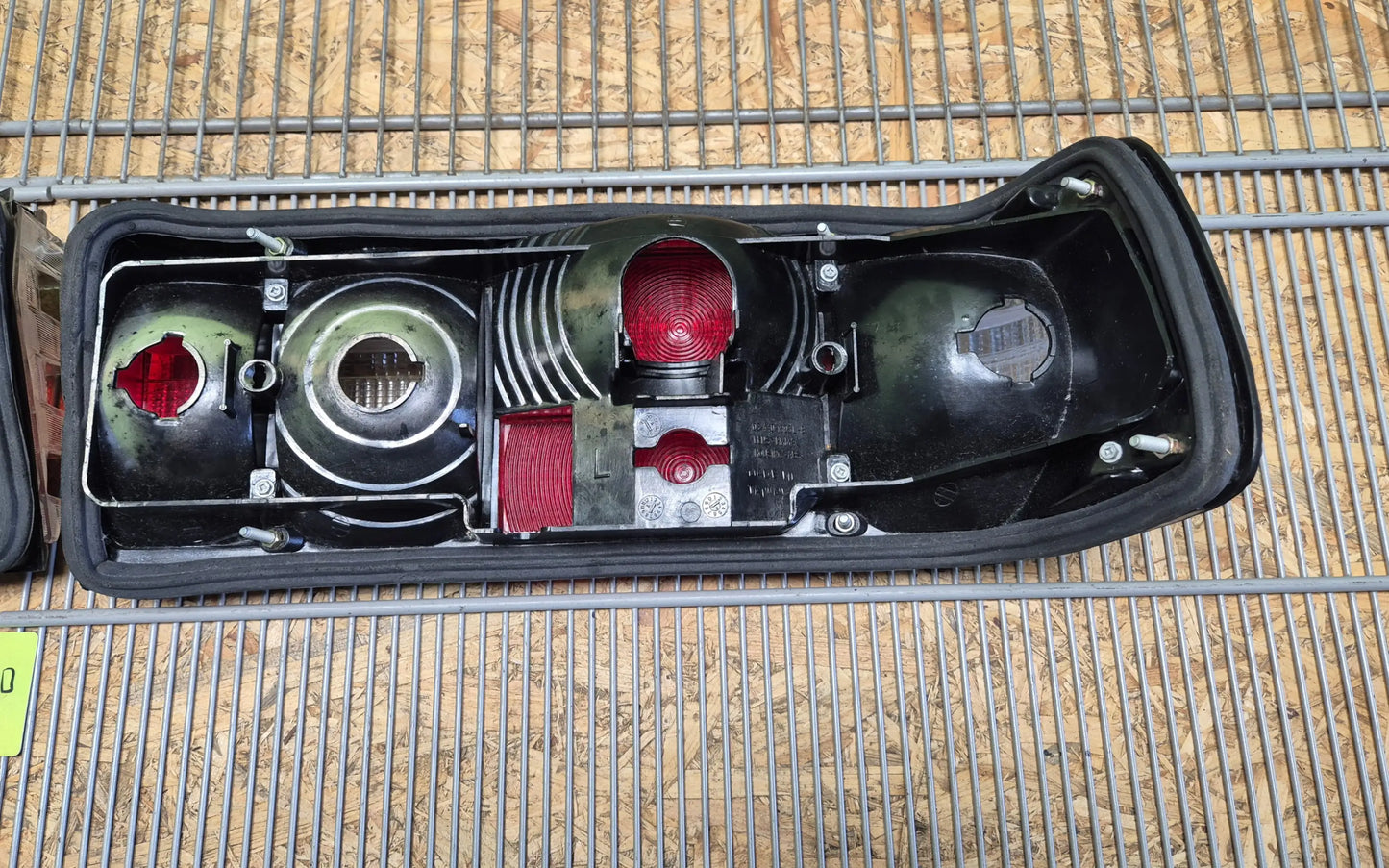 Mercedes-Benz S-Class W126 tail light set - tail light