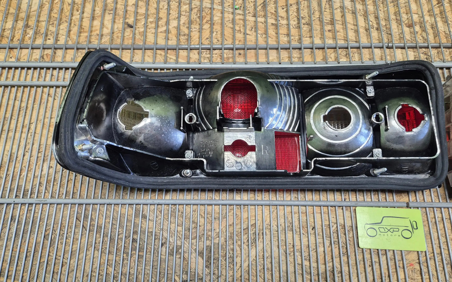 Mercedes-Benz S-Class W126 tail light set - tail light