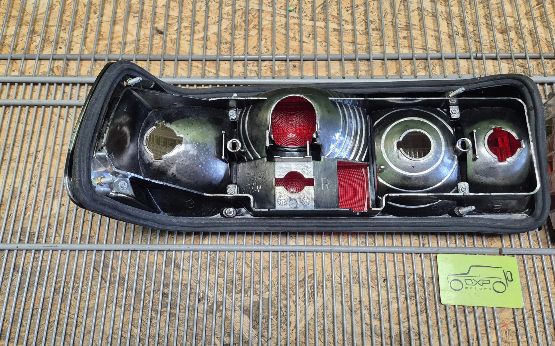 Mercedes-Benz S-Class W126 tail light set - tail light