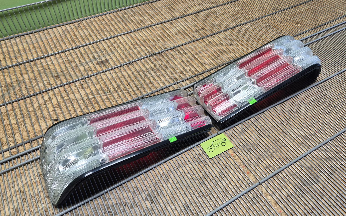 Mercedes-Benz S-Class W126 tail light set - tail light