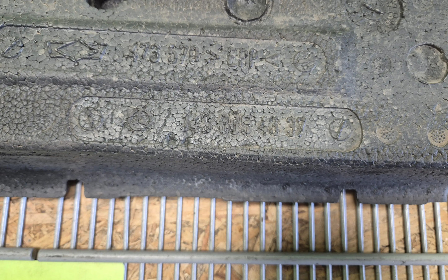 Mercedes-Benz S-Class W140 Absorber bumper left - absorber bumper