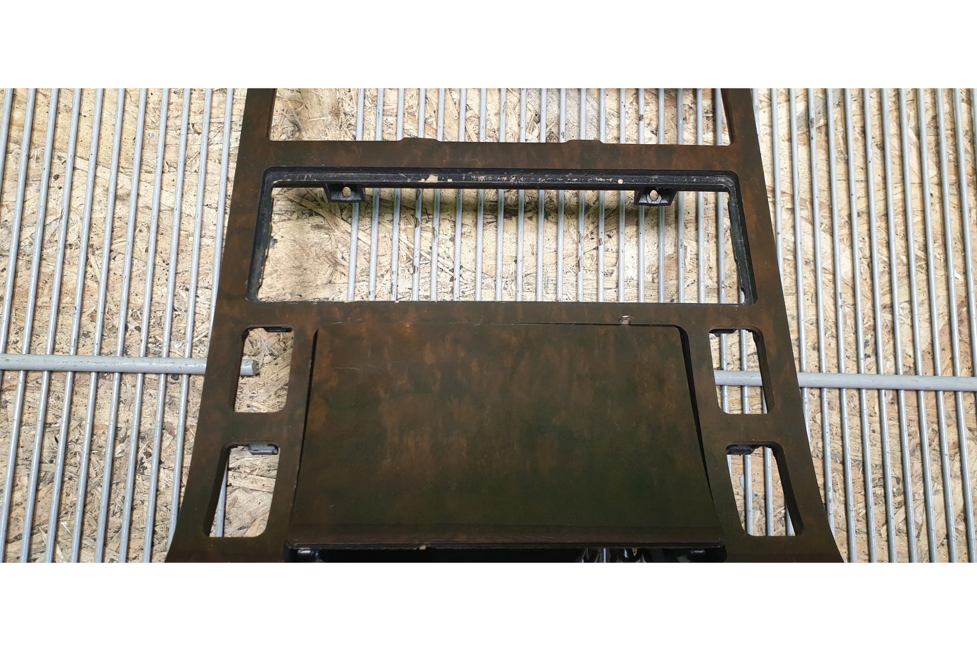 Mercedes-Benz S-Class W140 Center console panel trim