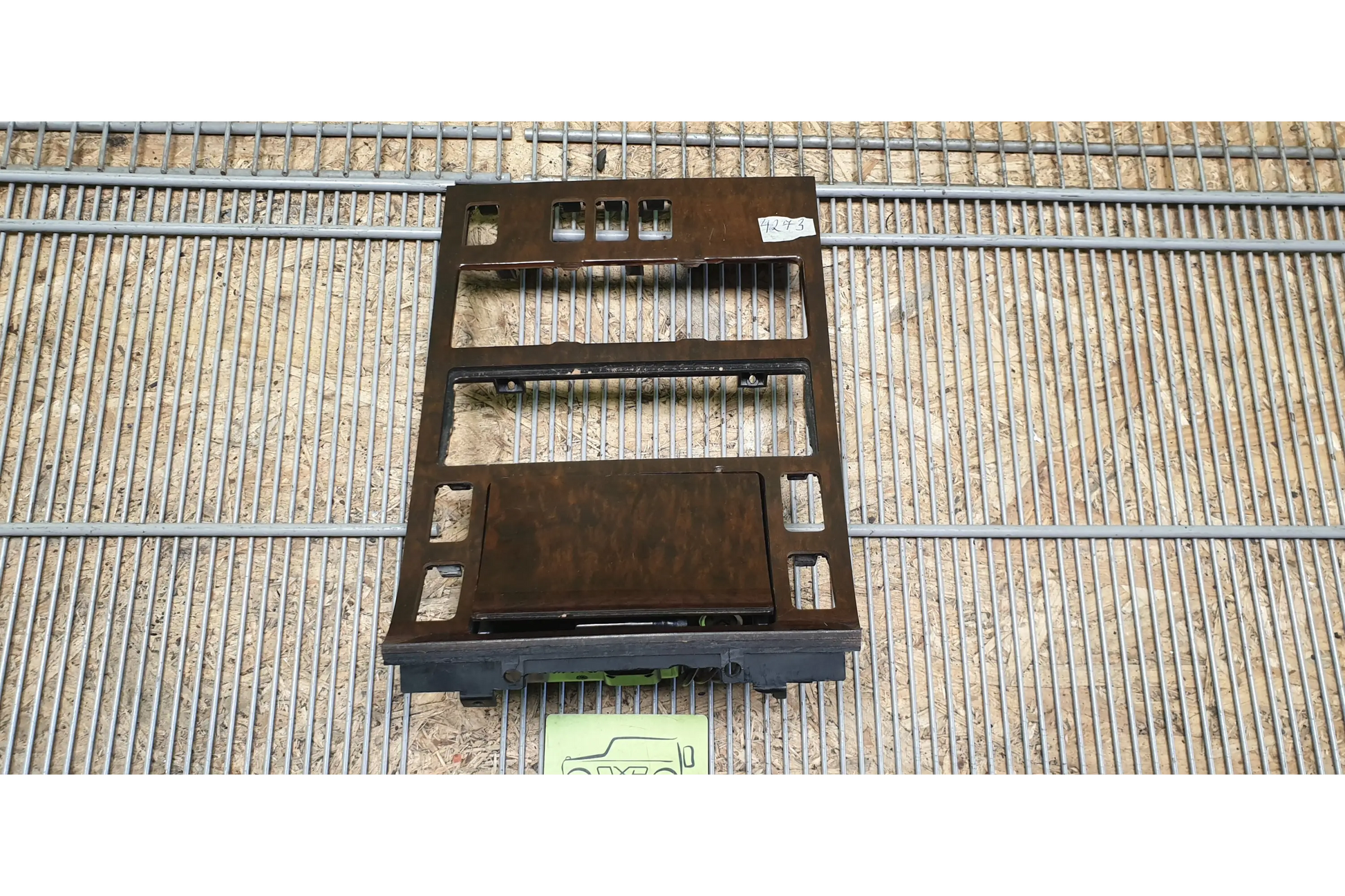 Mercedes-Benz S-Class W140 Center console panel trim