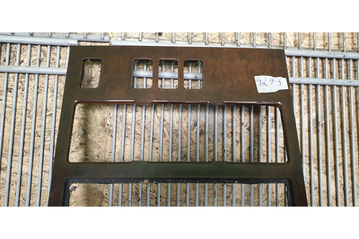 Mercedes-Benz S-Class W140 Center console panel trim