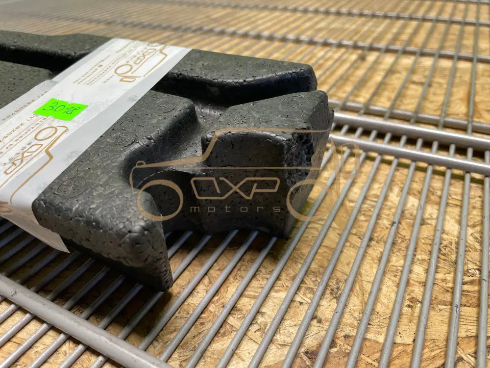 Mercedes-Benz S-Class W140 Foam for the rear bumper - Foam for rear bumper