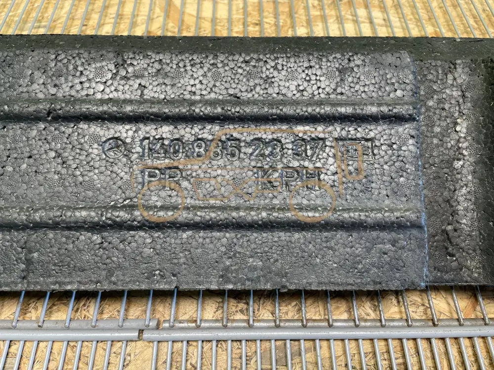 Mercedes-Benz S-Class W140 Front bumper foam - bumper foam