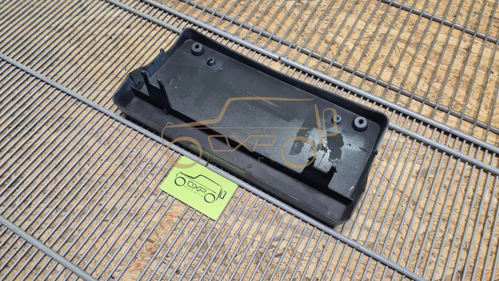 Mercedes Benz S-Class W140 License plate molding - license plate molding