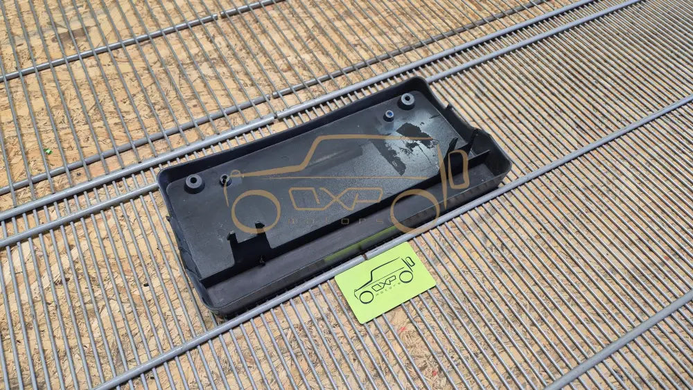 Mercedes Benz S-Class W140 License plate molding - license plate molding