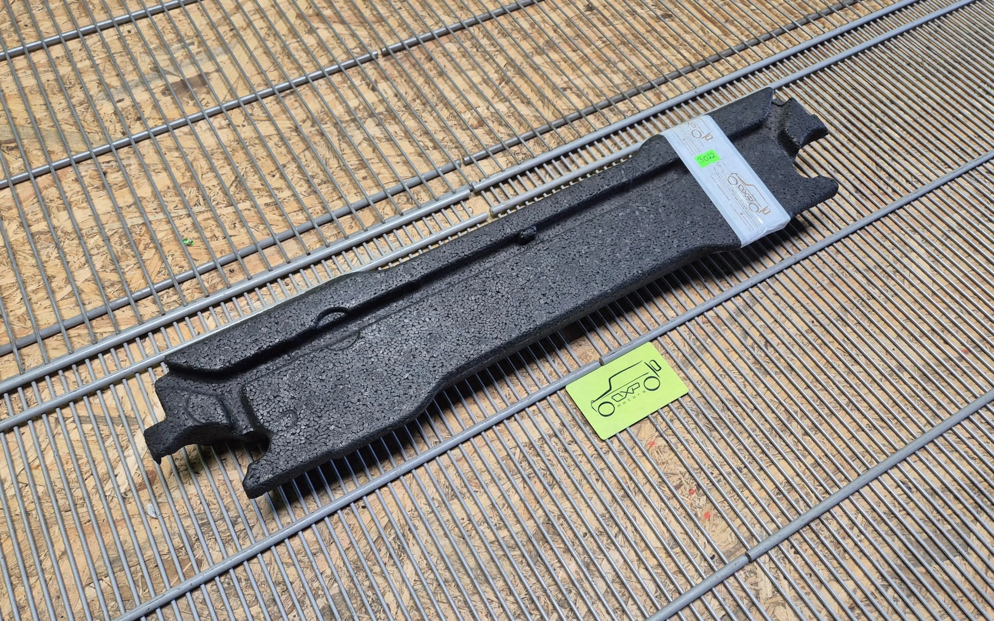 Mercedes-Benz S-Class W140 rear bumper foam - bumper foam