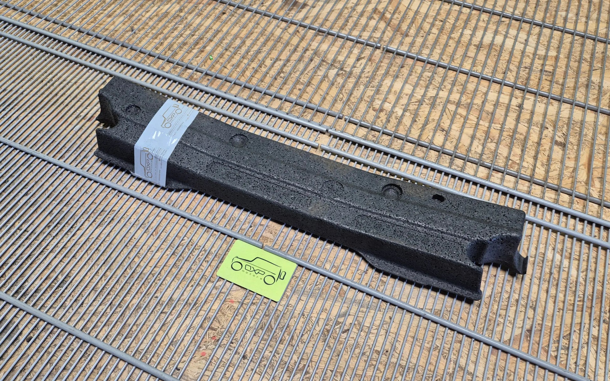 Mercedes-Benz S-Class W140 rear bumper foam - bumper foam