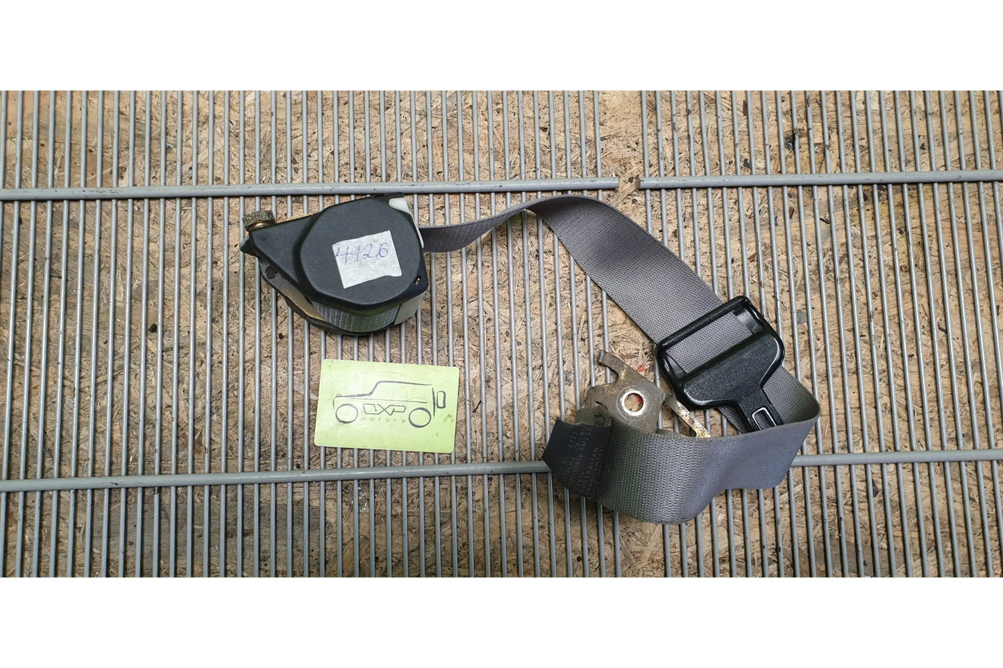 Mercedes-Benz S-Class W140 Rear right seat belt