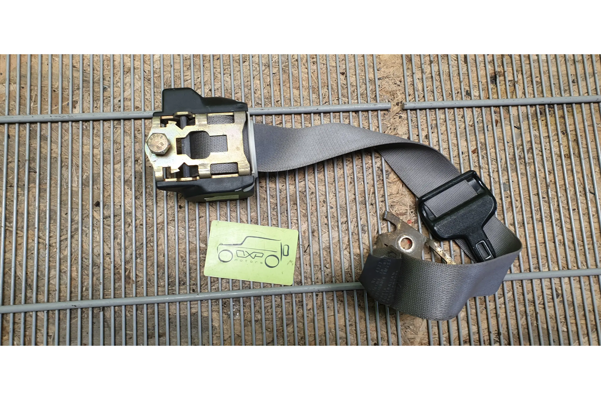 Mercedes-Benz S-Class W140 Rear right seat belt