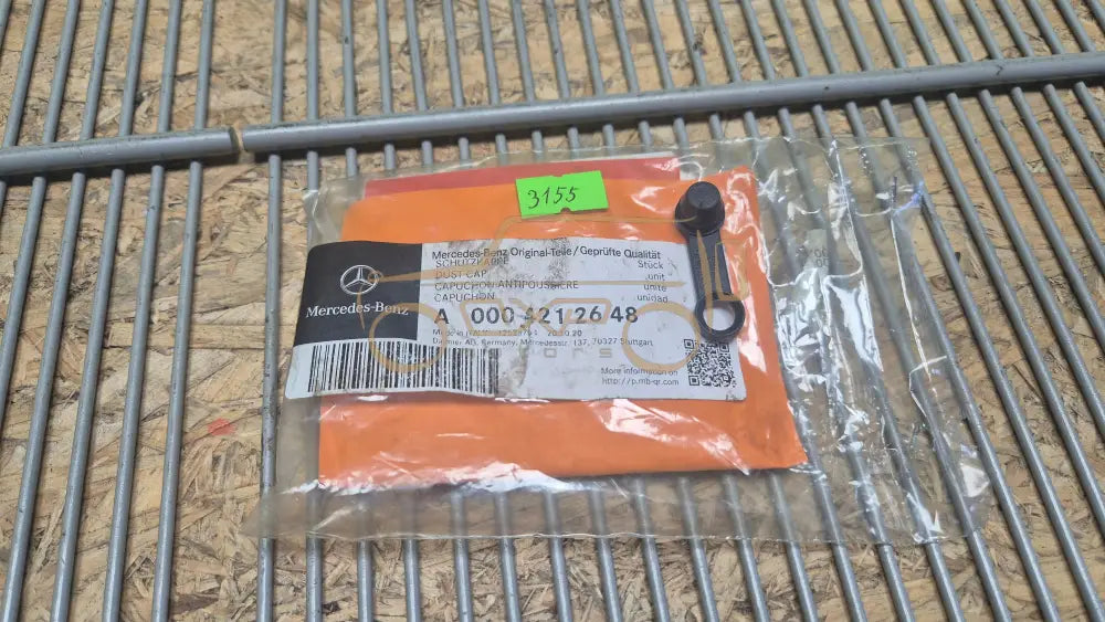 Mercedes-Benz S-Class W220 Front axle bleed valve - bleed valve