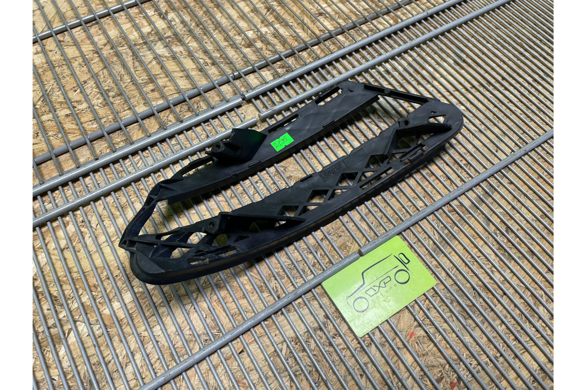 Mercedes-Benz S-Class W221 Front bumper left grill - bumper grill