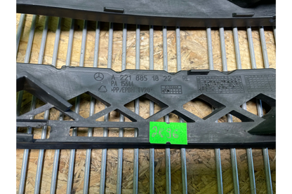 Mercedes-Benz S-Class W221 Front bumper right grill - bumper grill